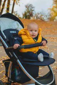 keep baby warm in jogging stroller in cool weather